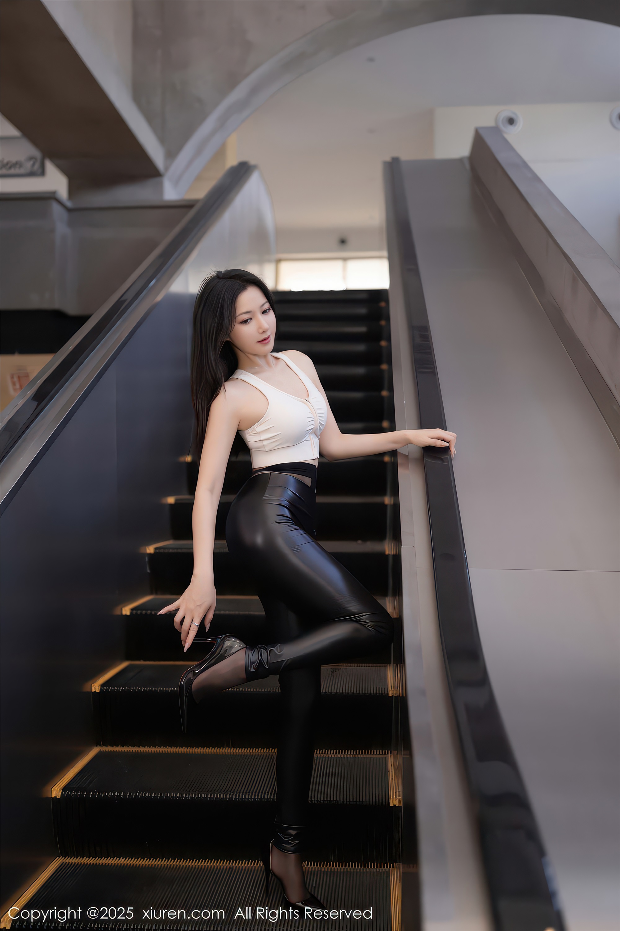 Xiuren秀人网 2025.11.21 NO.11021 鱼子酱Fish